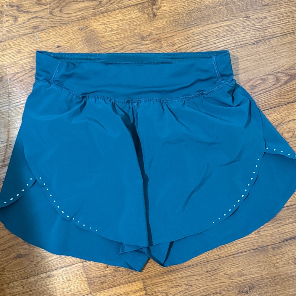 Lululemon Fast & Free Shorts Sz 4